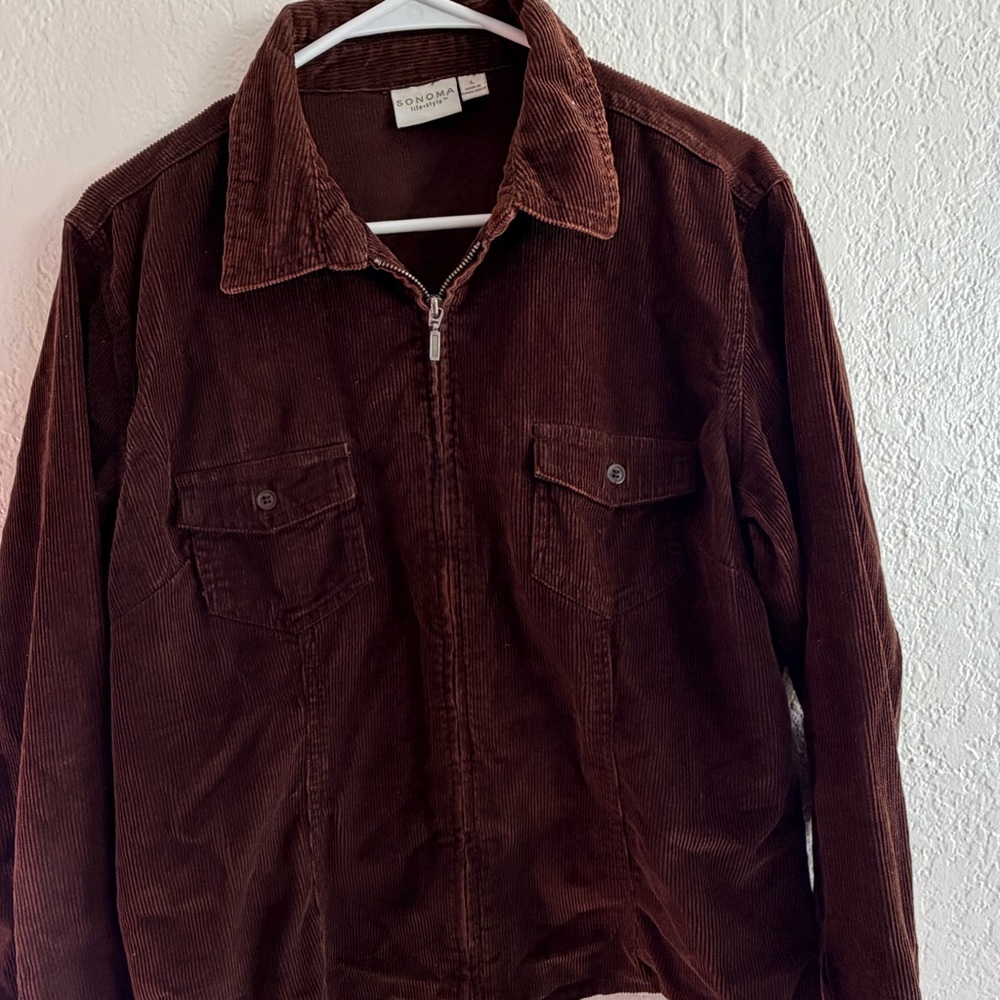 Vintage Sonoma brown corduroy jacket in size Large. Pre-loved with character